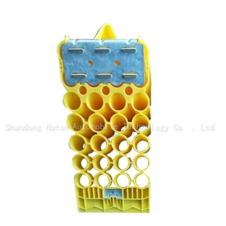 Bottom surface of heavy truck parking wedge