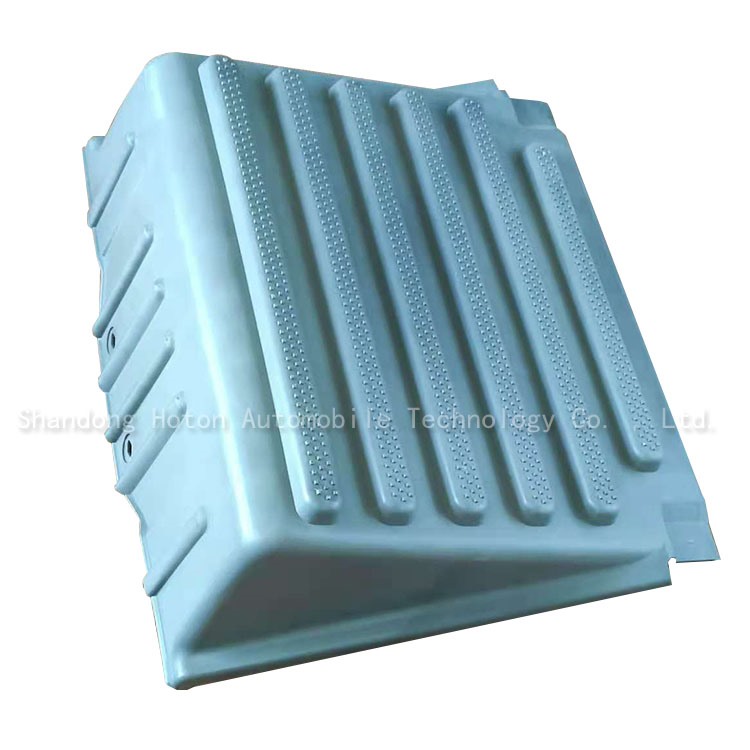 Commercial vehicle battery cover